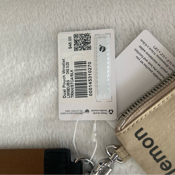 NWT Lululemon Dual Pouch Wristlet Trench / Burnt Caramel / Black - Picture 2 of 4
